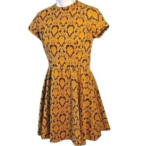 Xhileration Baruque Gold Black Dress Fit & Flare Key Hole Back Mini Size Small